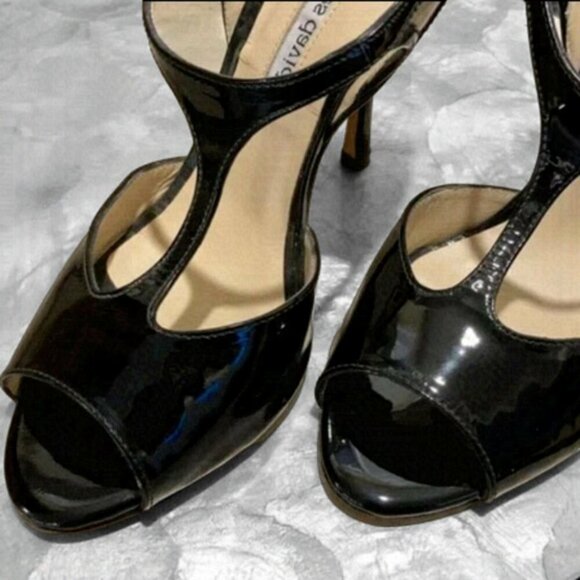 Charles David T-strap Patent Leather Peep Toe Heels Sz 8​​​​​​​ AB - Picture 1 of 10